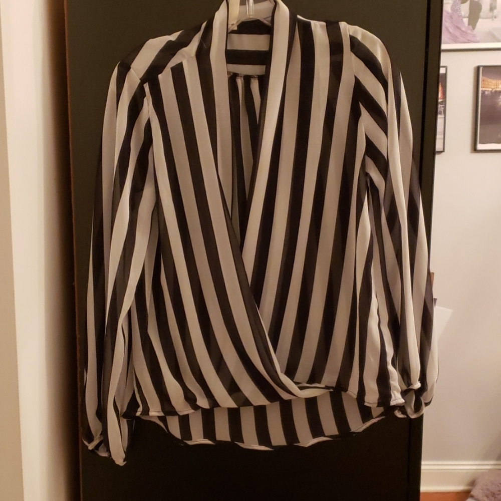 LOVELY DAY Open Blouse